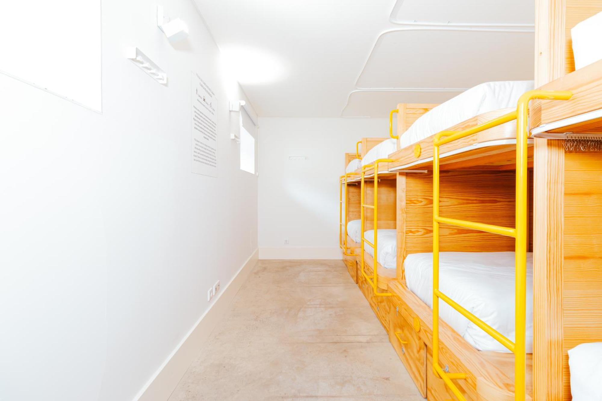 Surf & Sea Suites Пареде Екстериор снимка